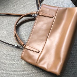 Tan Coach shoulder bag